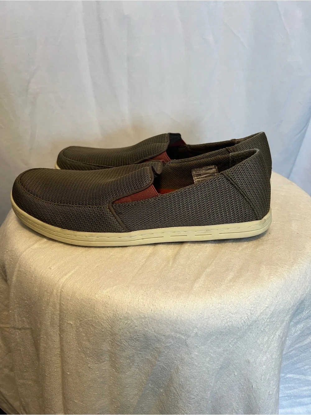 RedHead Men's Slip-On Mesh Loafers in Gray with Cream Sole